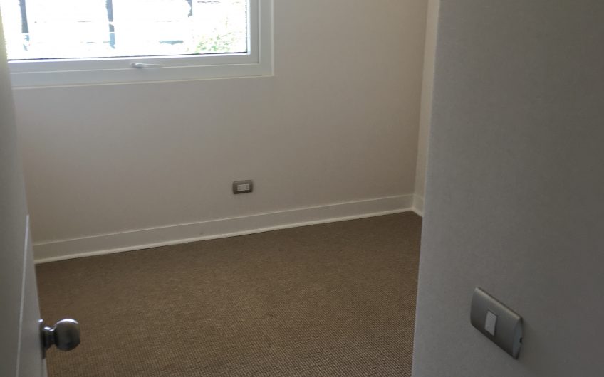 Se Arrienda Excelente Departamento semi Nuevo