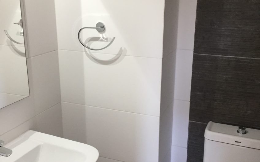 Se Arrienda Excelente Departamento semi Nuevo