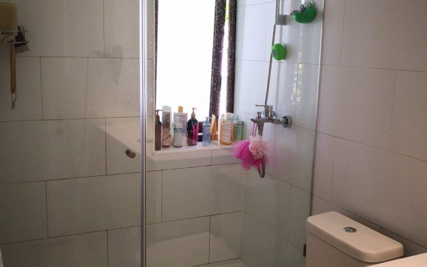 Se Vende Amplio Departamento Central