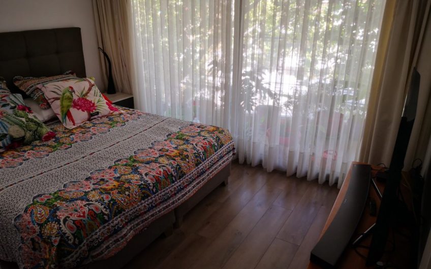 Se Vende Amplio Departamento Central