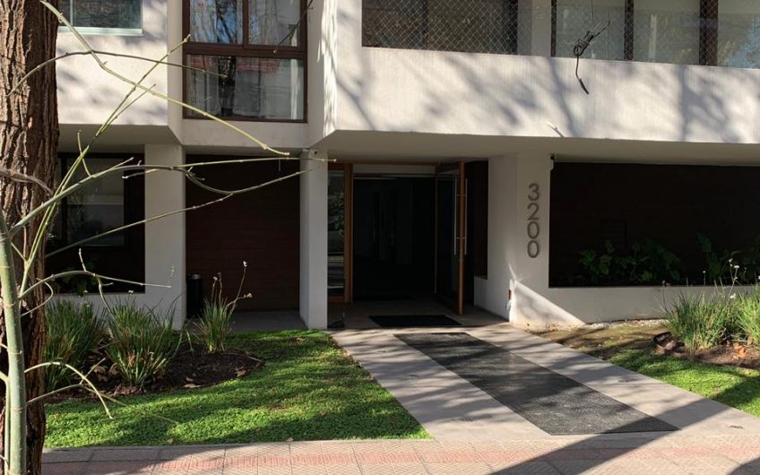 Se Vende Amplio Departamento Central