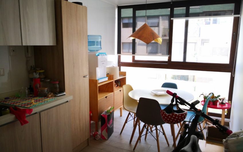 Se Vende Amplio Departamento Central