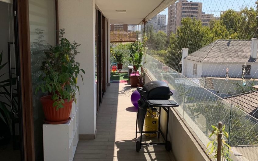 Se Vende Amplio Departamento