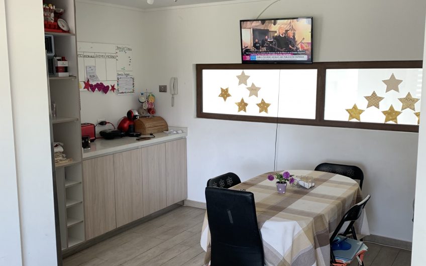 Se Vende Amplio Departamento