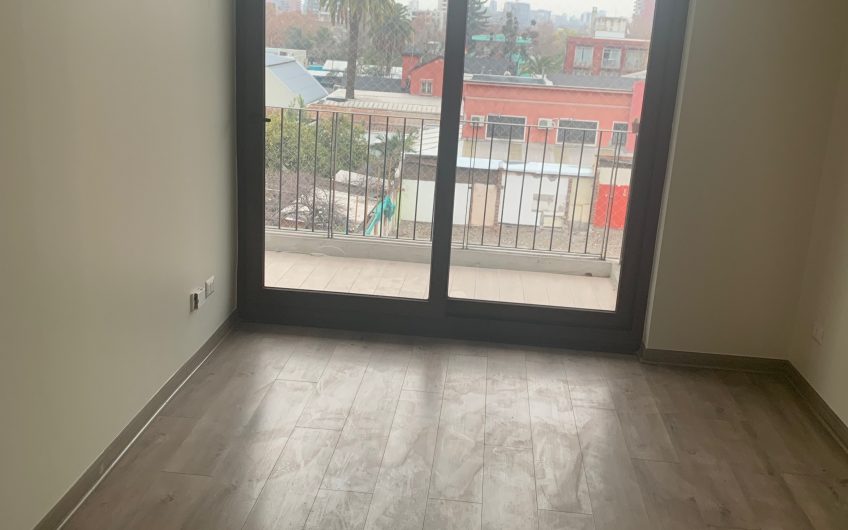 Se Arrienda Excelente Departamento en Providencia