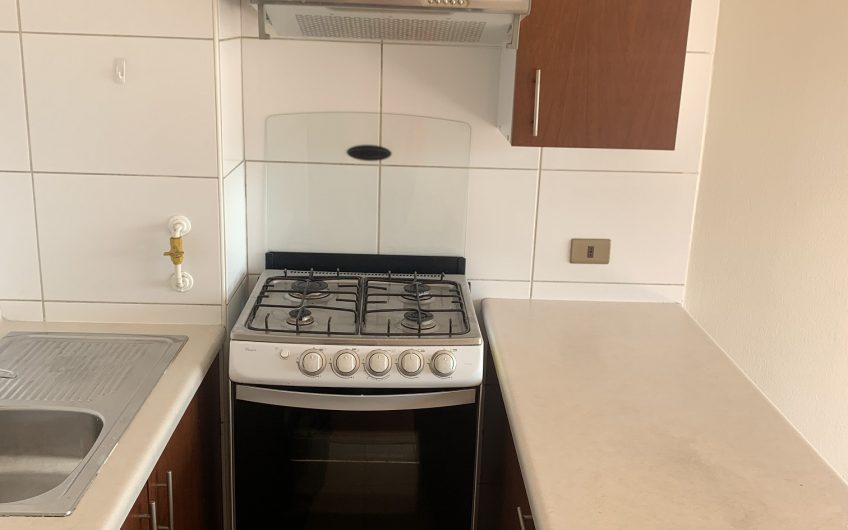Se Arrienda Excelente departamento sector Barrio Italia