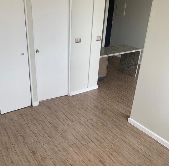 Se Arrienda Excelente Departamento casi nuevo