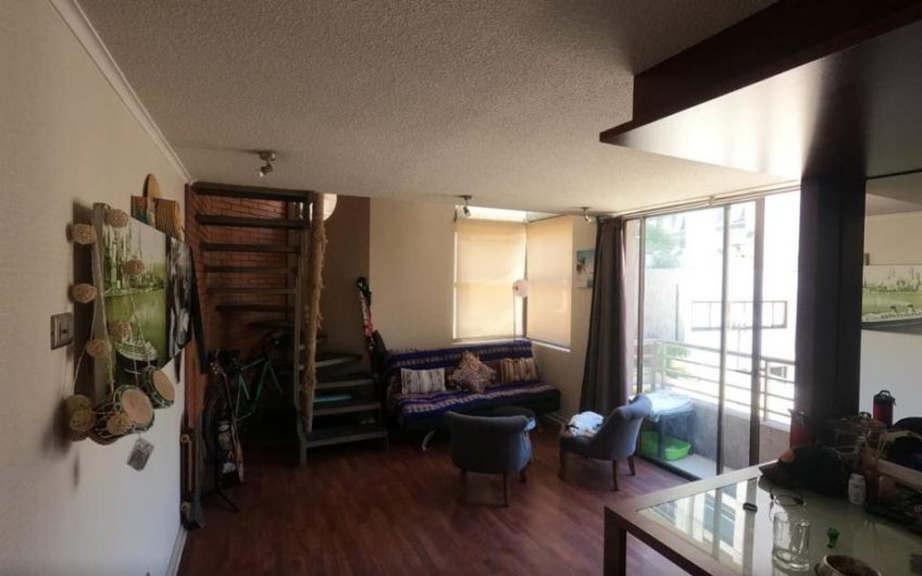 Se Arrienda Excelente Duplex en Barrio Lastarria en Santiago Centro