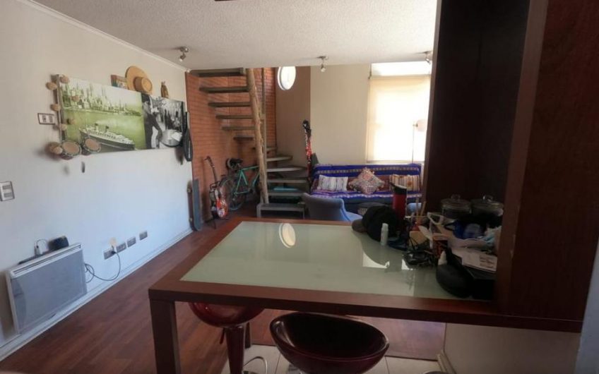 Se Arrienda Excelente Duplex en Barrio Lastarria en Santiago Centro