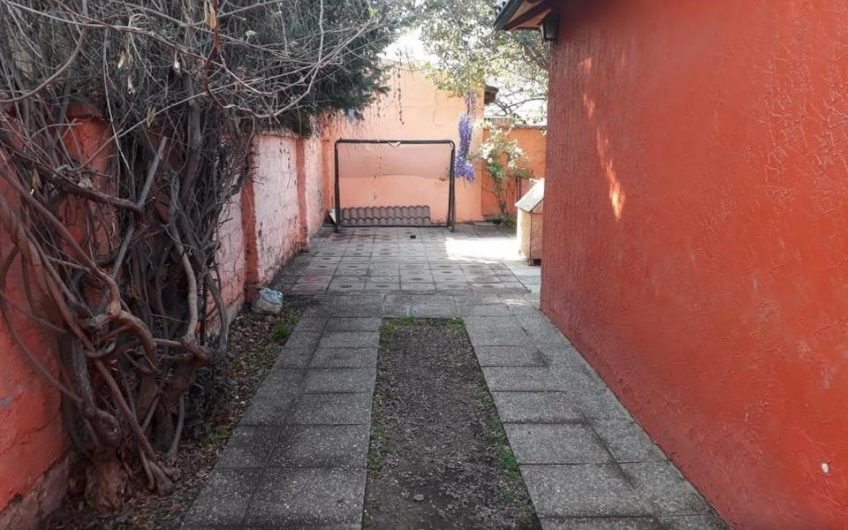 Se Vende Amplia y hermosa Casa en Barrio Tradional de Ñuñoa