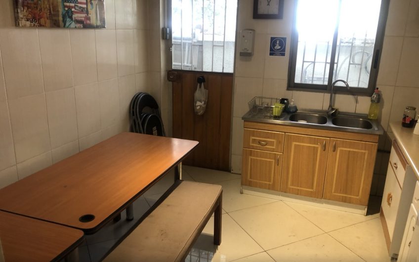Vendo Amplia Casa habitación. o de Uso Comercial