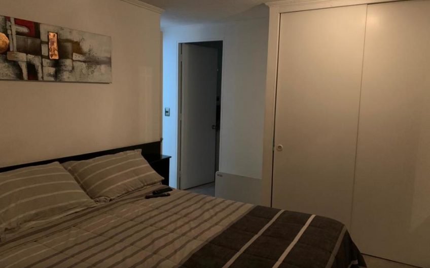 Arriendo Departamento Semi amoblado. Macul
