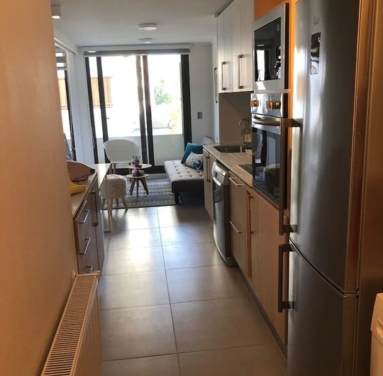 Se vende hermoso e iluminado departamento