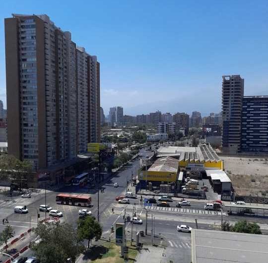 Se vende excelente deparatmento cerca Metro Irarrazaval