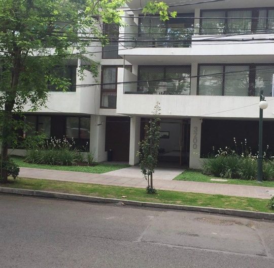 Vende amplio y hermoso departamento en exclusivo edificio, cercano a metro Ñuñoa y Chile España