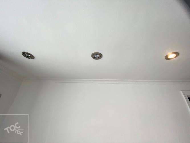 Se Vende hermosa casa remodelada en sector residencial. Metro La cisterna