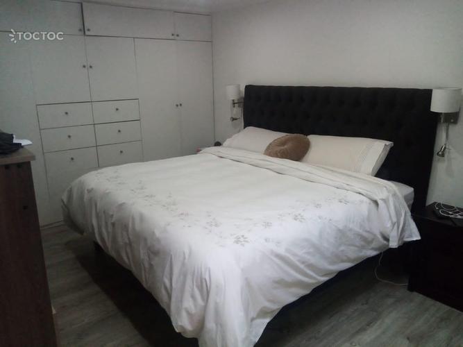 Se vende excelente casa con gran terreno, máxima plusvalía. Avda Vicuña Mackenna. Cercana a estación de metro
