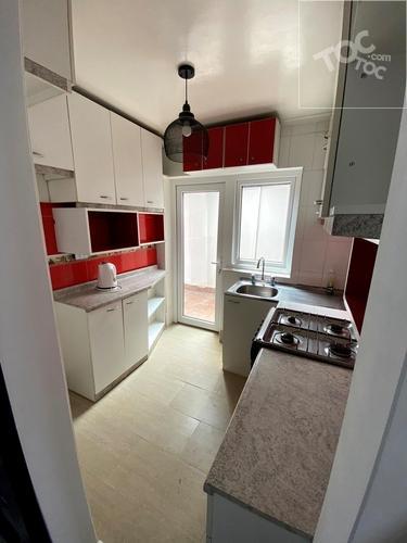 Se Vende hermosa casa remodelada en sector residencial. Metro La cisterna