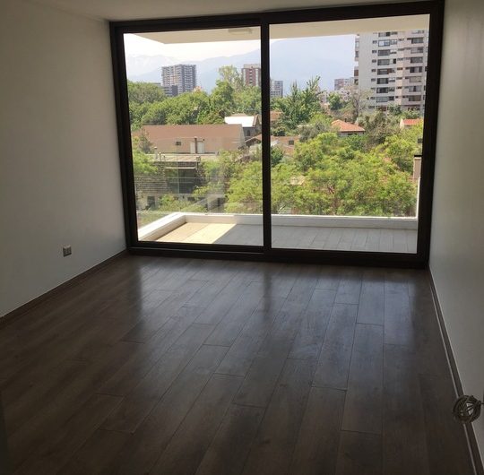 Vende amplio y hermoso departamento en exclusivo edificio, cercano a metro Ñuñoa y Chile España