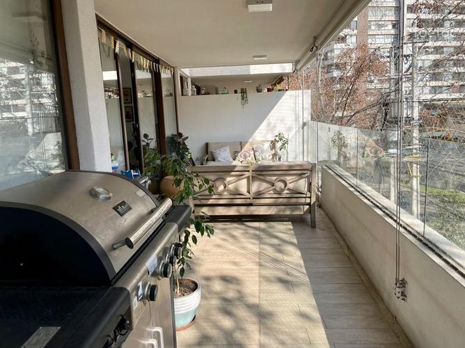 Se vende amplio y hermoso departamento en bella zona de Ñuñoa