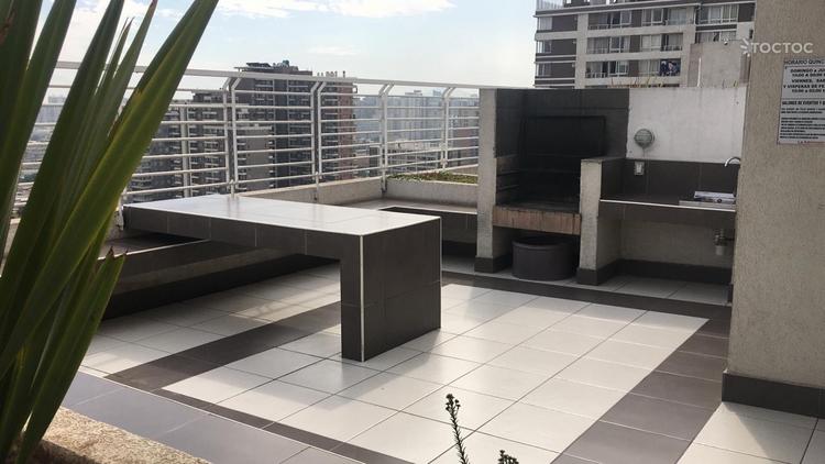 Venta oportunidad depto cercano a metro Irarrazaval con bella vista despejada al oriente