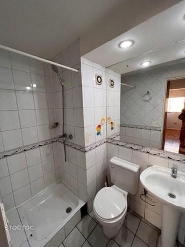 Se arrienda hermoso y amplio departamento cercano a metro UC