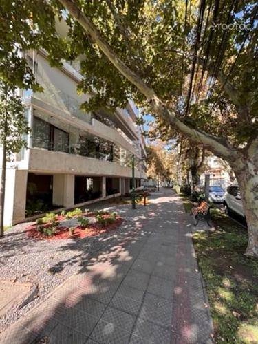 SE VENDE AMPLIO Y HERMOSO DEPARTAMENTO EN EXCELENTE ZONA DE ÑUÑOA