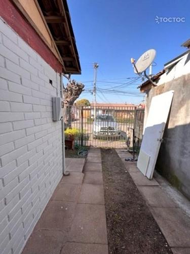 Se arrienda hermosa casa en sector residencial de la Ciudad Satelite