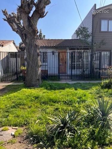 Se arrienda hermosa casa en sector residencial de la Ciudad Satelite