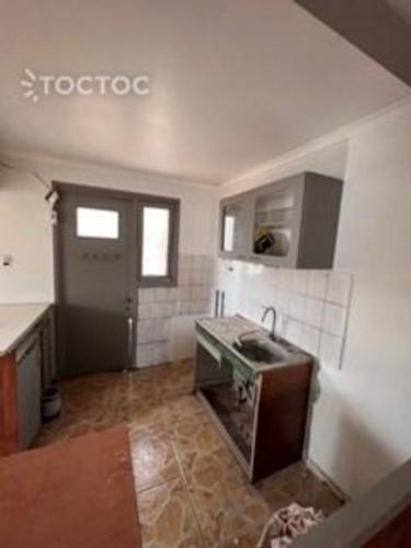 Se vende casa en remodelacion con gran terreno en excelente sector de Macul