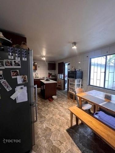 Se arrienda hermosa y amplia casa con piscina en la comuna de Las Condes