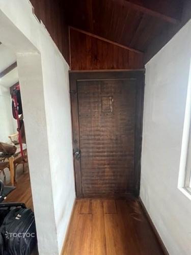 Se arrienda hermosa y amplia casa con piscina en la comuna de Las Condes