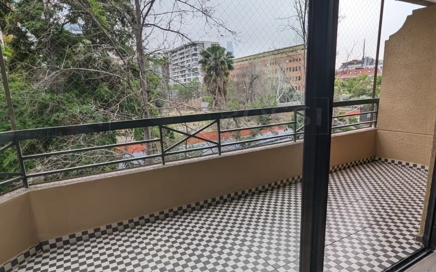 Arriendo de Departamento Remodelado en Federico Froebel, Providencia