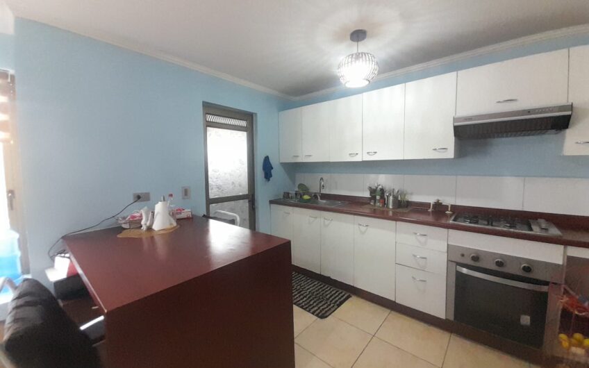 Casa en Arriendo en Los Alamos, Colina